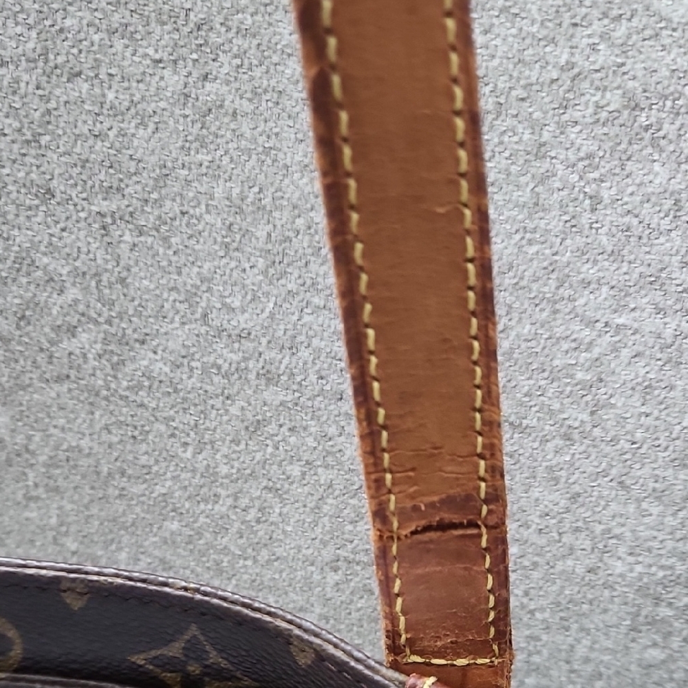 Louis Vuitton Brown Monogram Canvas Tote - Picture 9 of 15